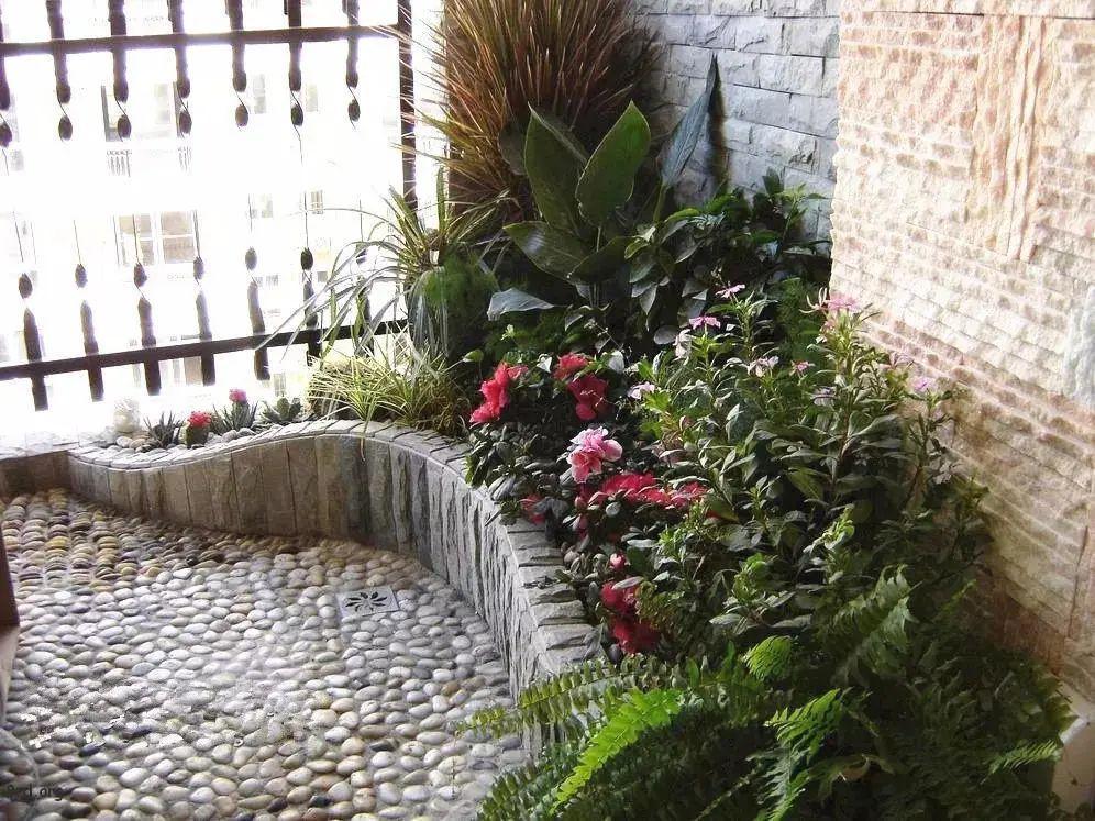 露天小阳台打造小花园效果图,卧室开放式小阳台怎么打造花园