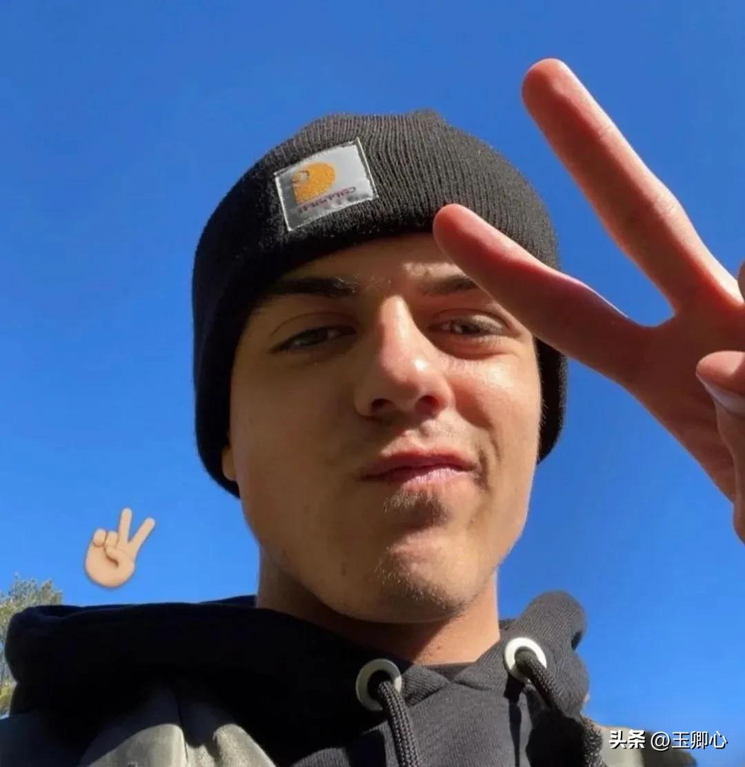 足球诗人贺炜的背景音乐,足球诗人贺炜村超