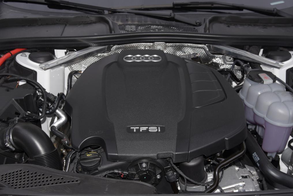 奥迪a4l不如宝马三系吗,a4l奥迪2019款会停产吗