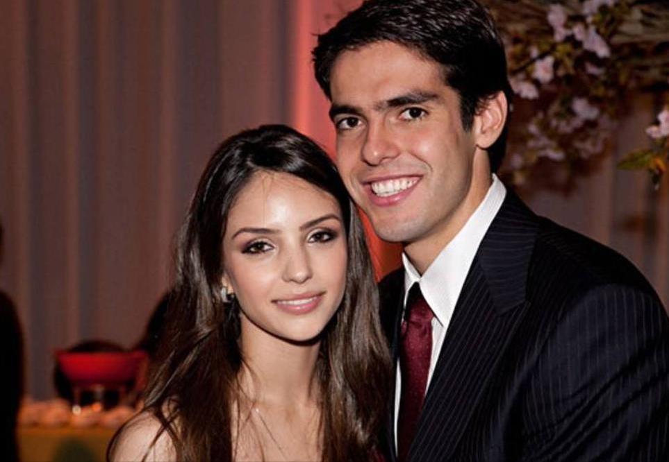 卡卡和前妻相爱吗,卡卡和前妻的恩爱视频