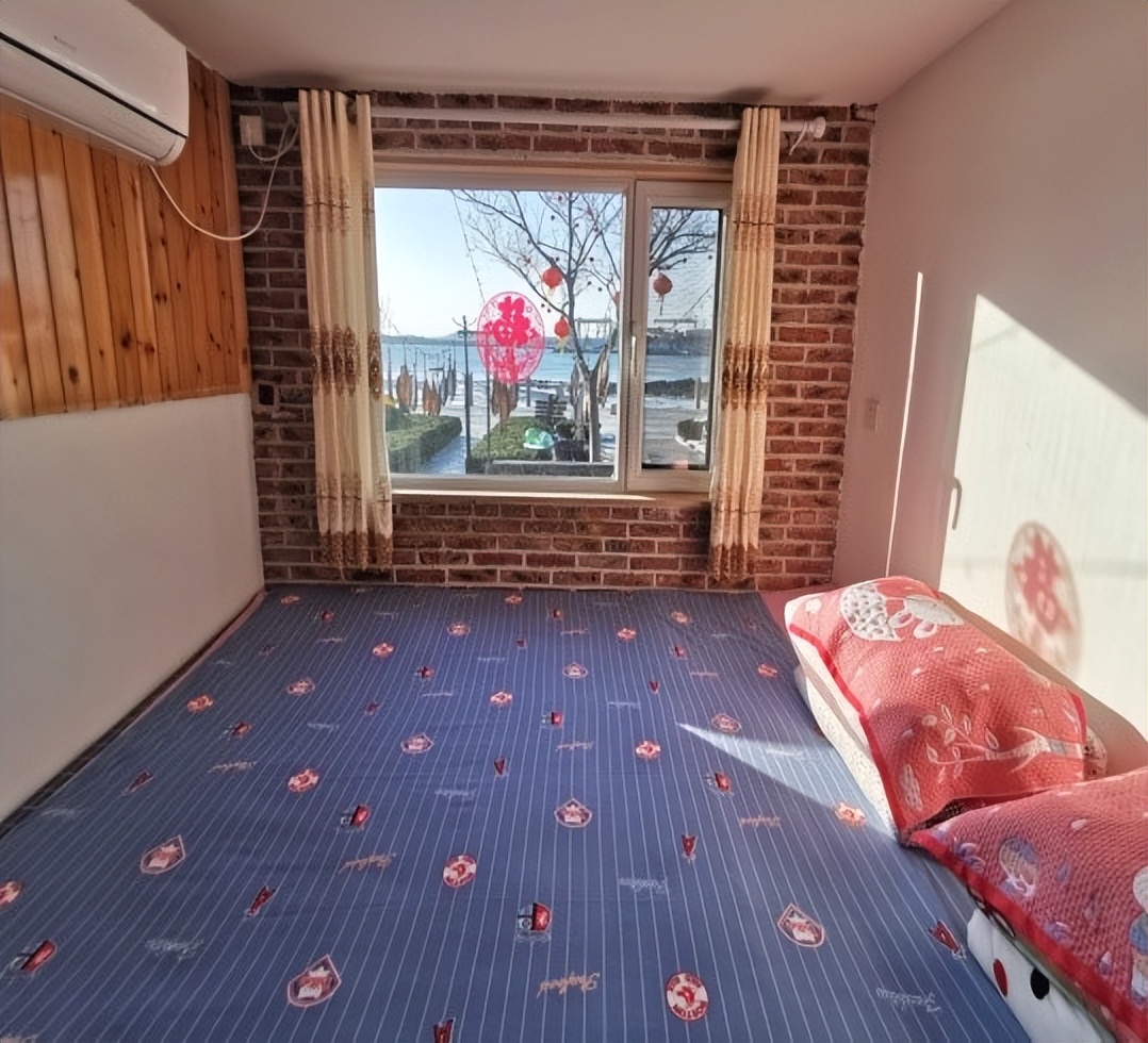 胶东海草房简介,胶东原始的海草房