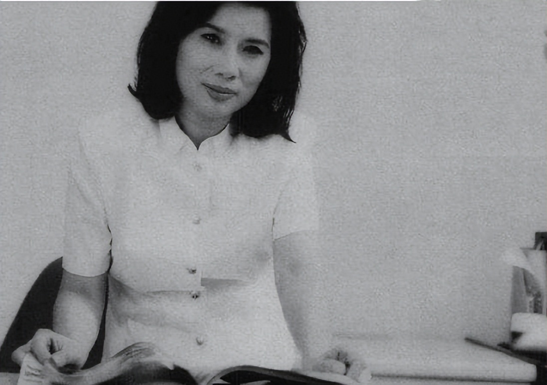 董明珠多少岁丧夫,董明珠30岁丧夫