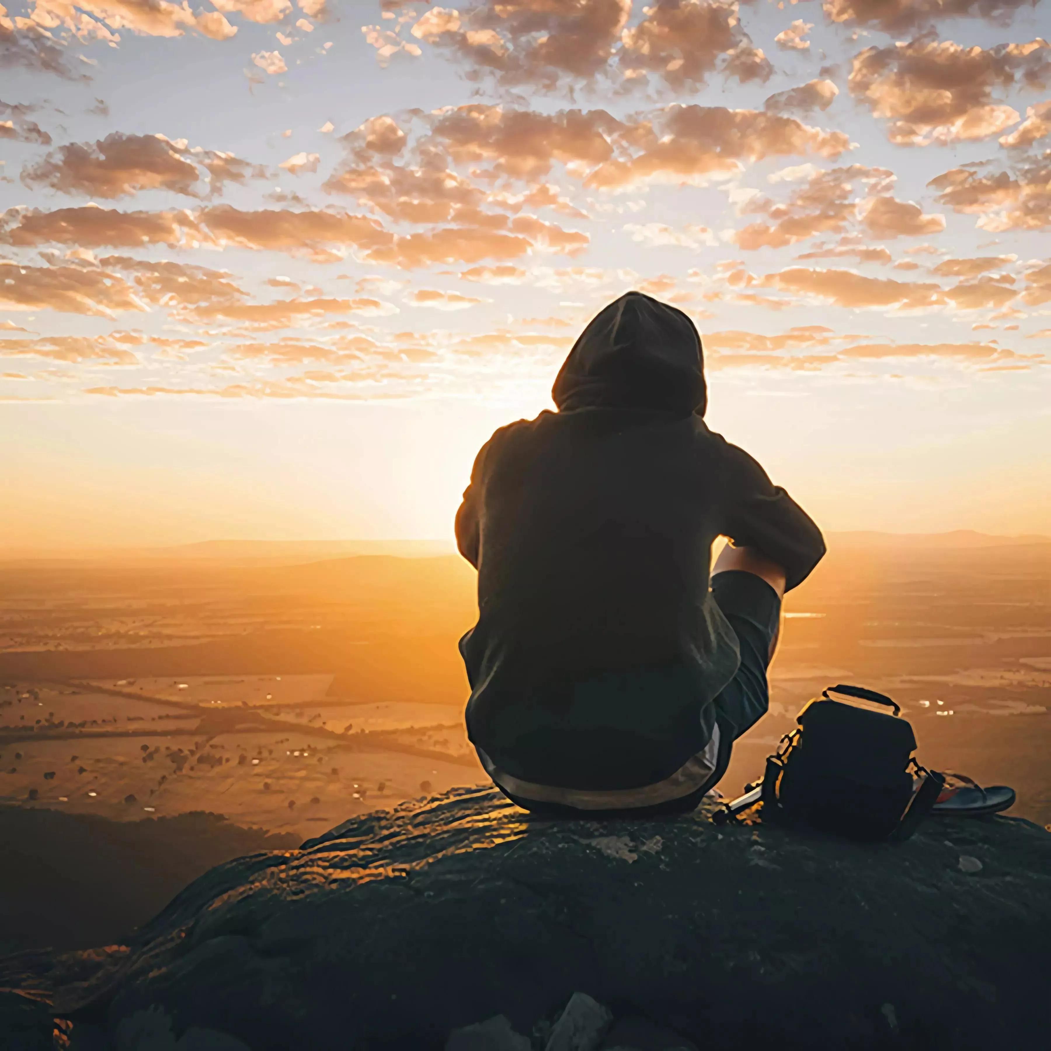 男生头像成熟稳重沧桑高清,抖音头像图片男生成熟稳重