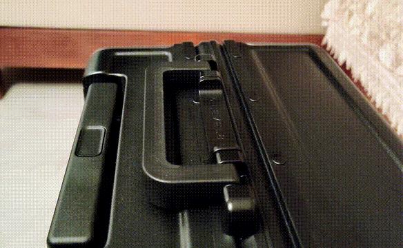 春暖花开出行郊游,春暖花开背包旅行视频