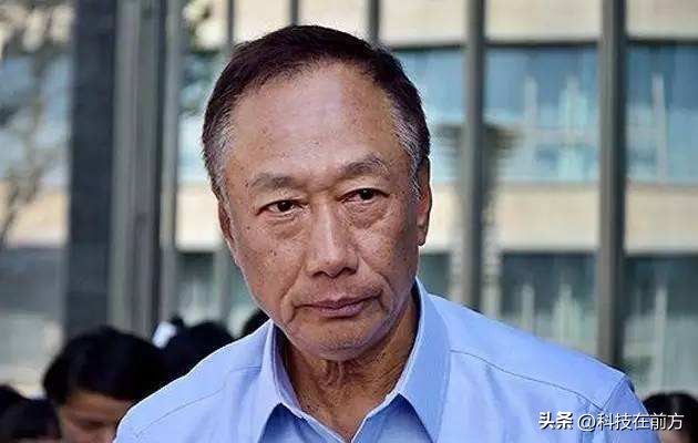 库克转移苹果手机生产线,库克和郭台铭苹果手机