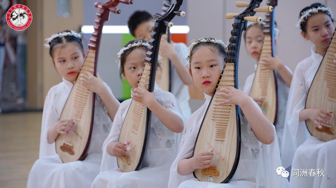 首届56个民族服饰创意大赛,五十六个民族服饰展介绍