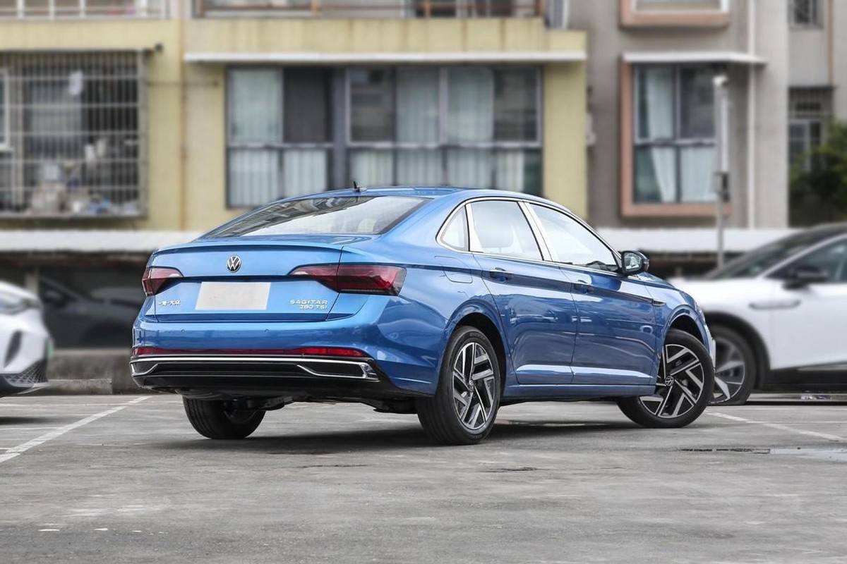 日产轩逸1.6和大众宝来1.5哪个好,开过轩逸再开大众感受