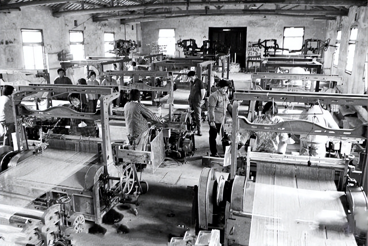 政治革命与工业革命相互影响,工业革命对政治革命的影响