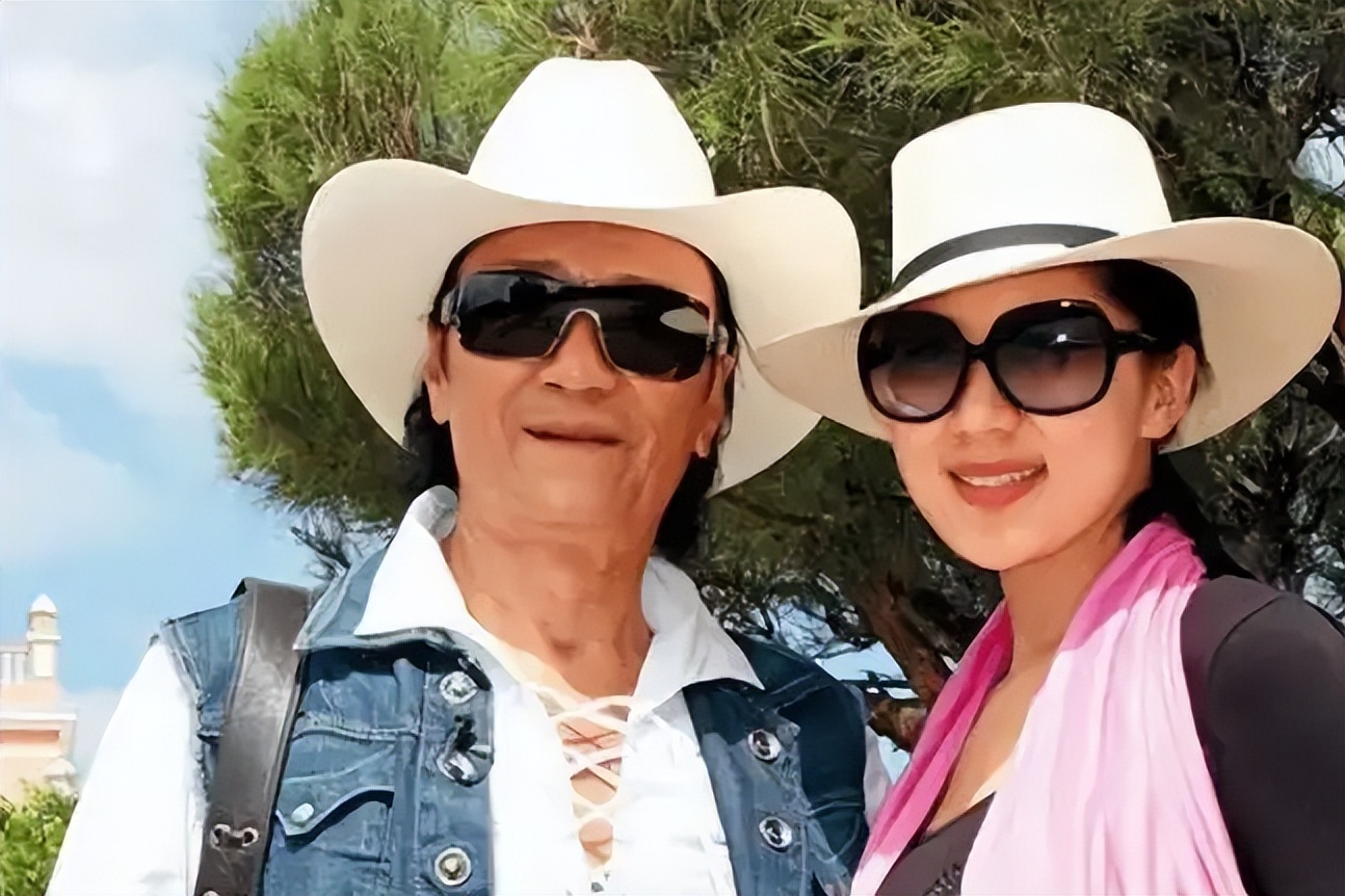 谢贤跟coco岁数差距有多大,被大49岁谢贤独宠12年