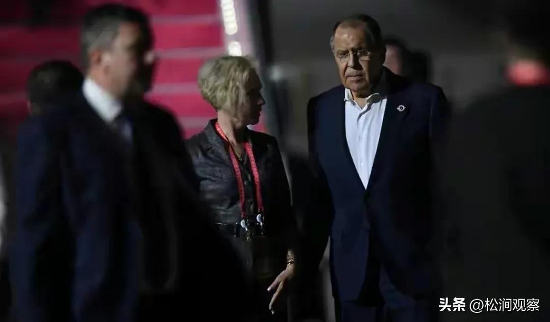 西方想要兴师问罪，吵架回欧洲，巴厘岛不是西方撒泼打滚的地方