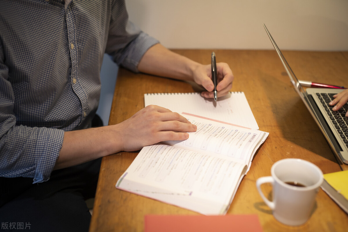 写作诗词赚钱,自己写的诗怎么投稿赚钱啊