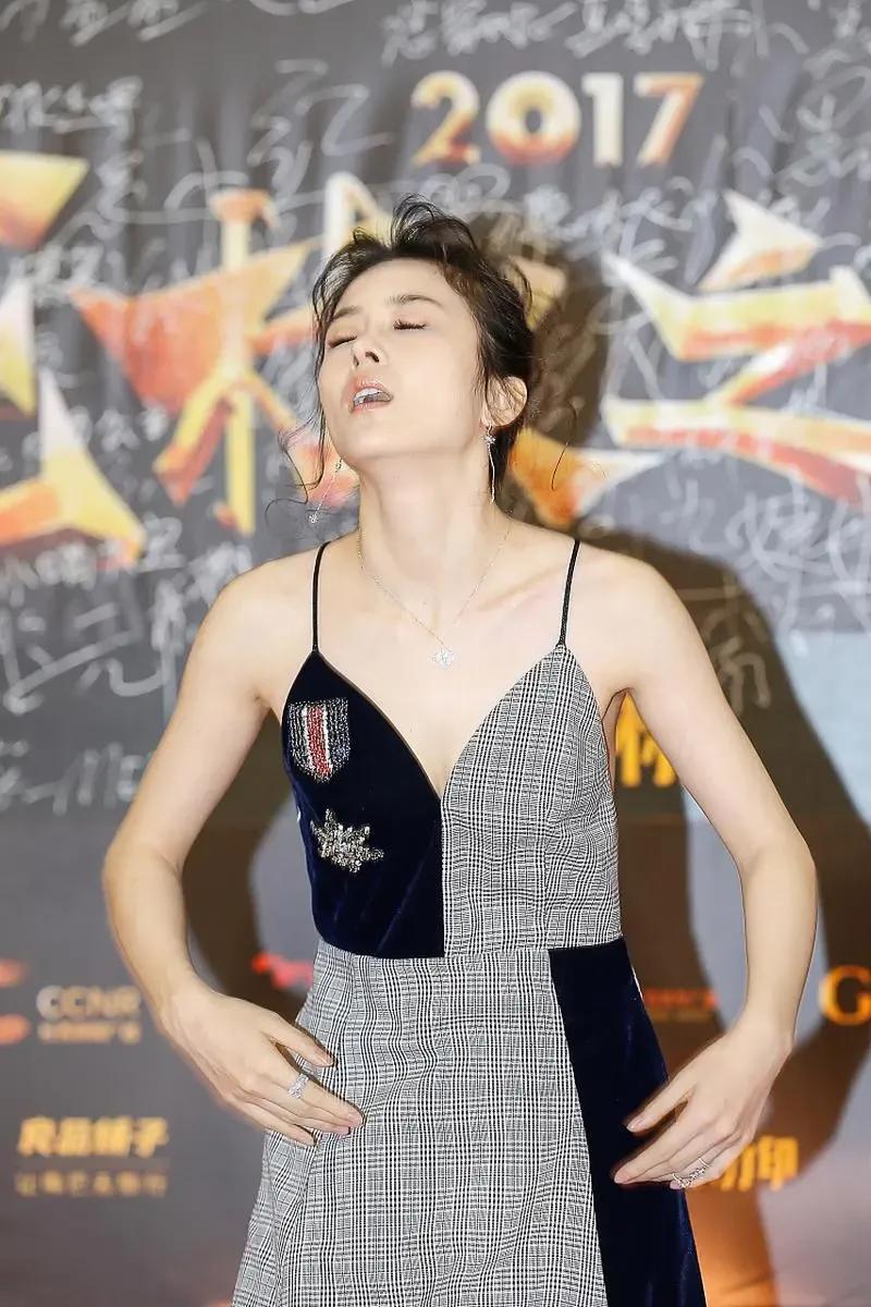 濂虫槑鏄熷按灏ぞ姝诲悕鍦洪潰,濂虫槑鏄熺ぞ姝诲悕鍦洪潰