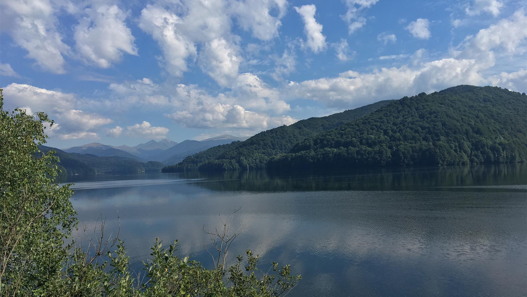 女朋友出轨男朋友霸气反击,女友出轨有理有据的劝男友