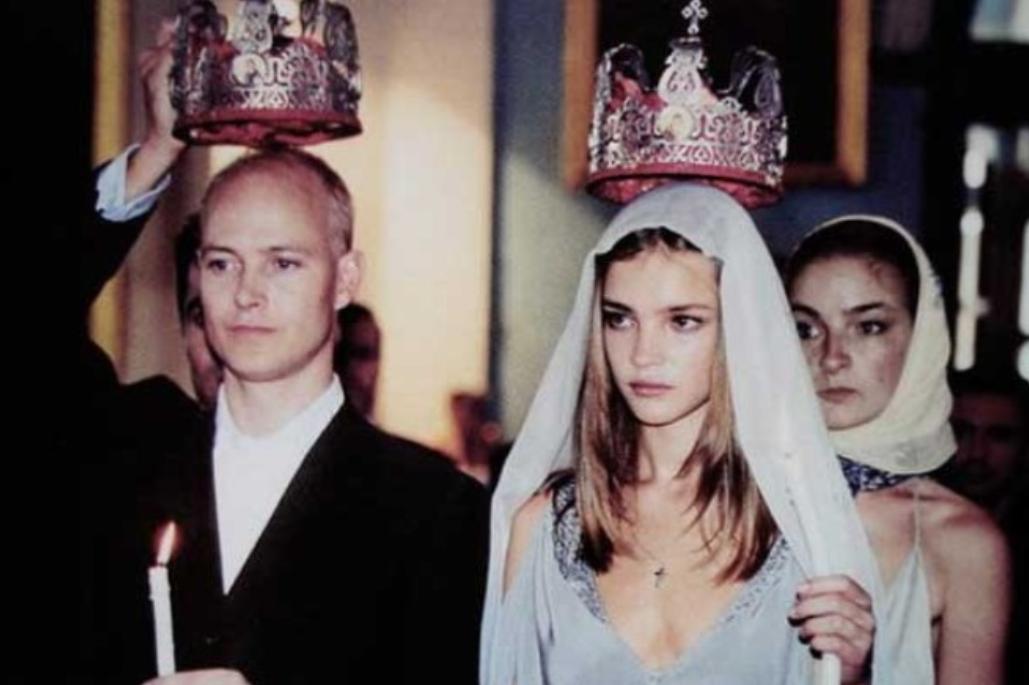 天降壕姐！LV太子妃通过测DNA找到失散多年亲妹，带她巴黎豪华游