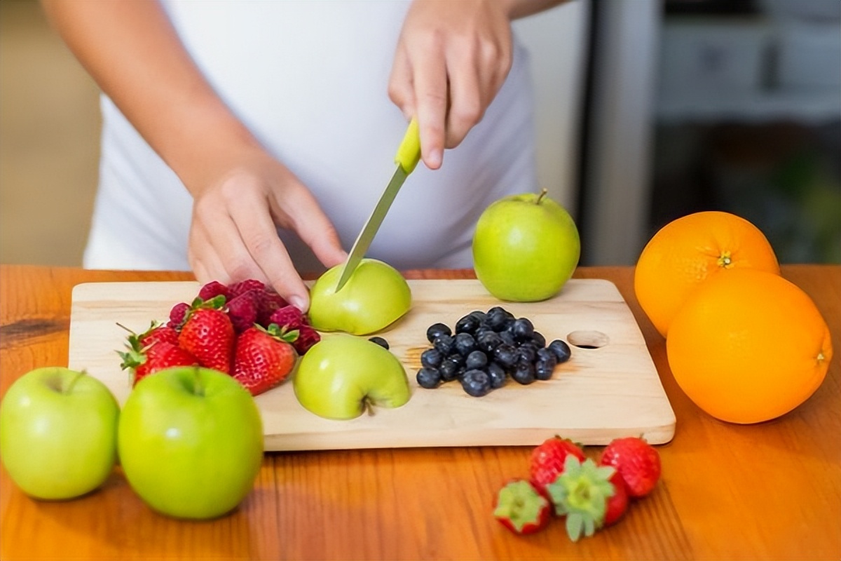 孕初期吃什么食物使宝宝眼睛明亮,怀孕时吃什么食物影响胎儿视力