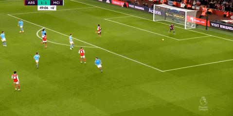 瓜迪奥拉输给穆里尼奥之后,曼城师徒对决