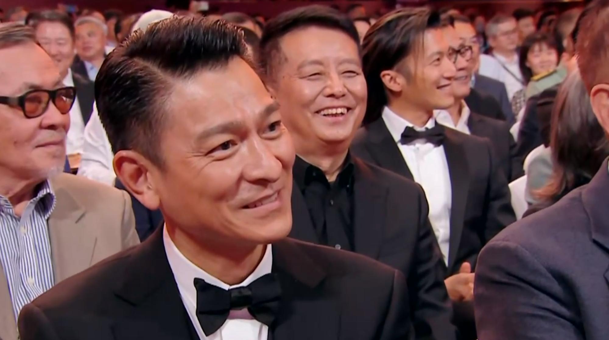 关晓彤于文文同框,于文文和关晓彤同框