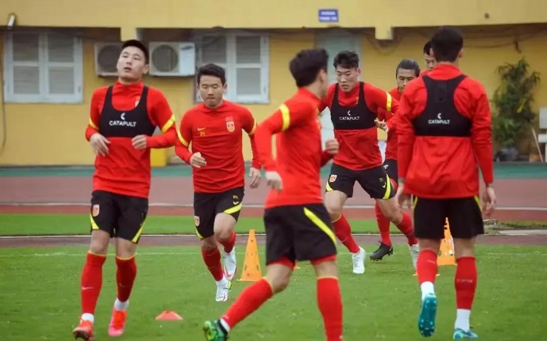 中国足球这些年来是打一场输一场,输在了起跑线上败给了现实