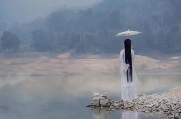 20句一眼惊艳的古诗词,诗词开头惊艳的诗句