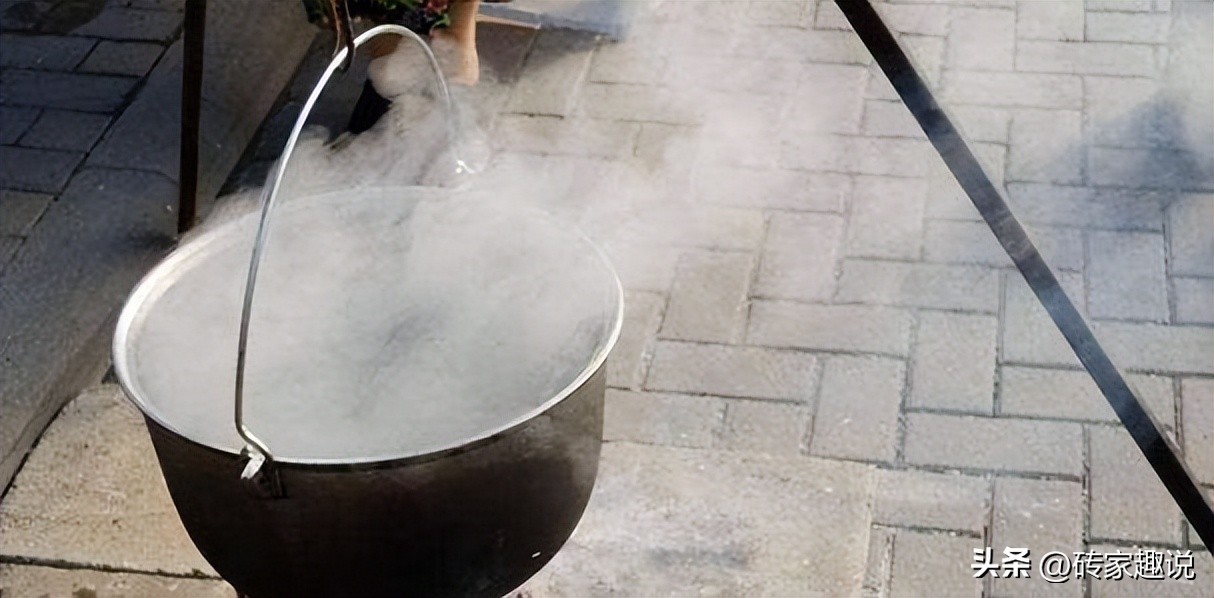 古代女子接生为什么接生婆喊烧水,古代女人接生为何要烧热水