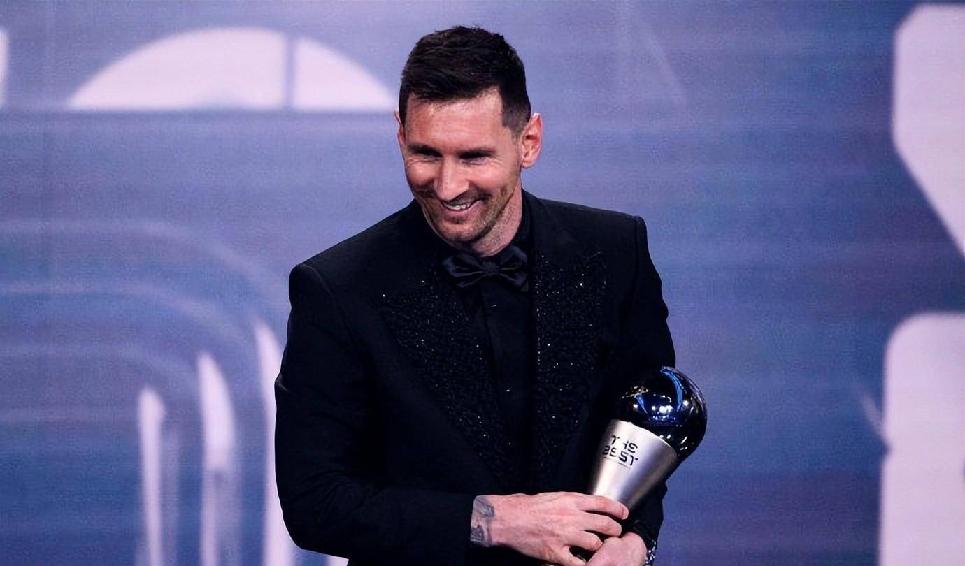 世界杯最强阵容梅罗领衔,历届金球和世界足球先生