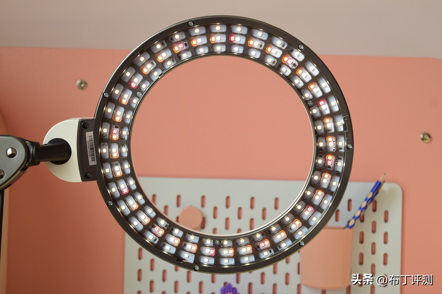 NIR红光技术，能护眼还能预防近视，爱德华医生天使之光2评测