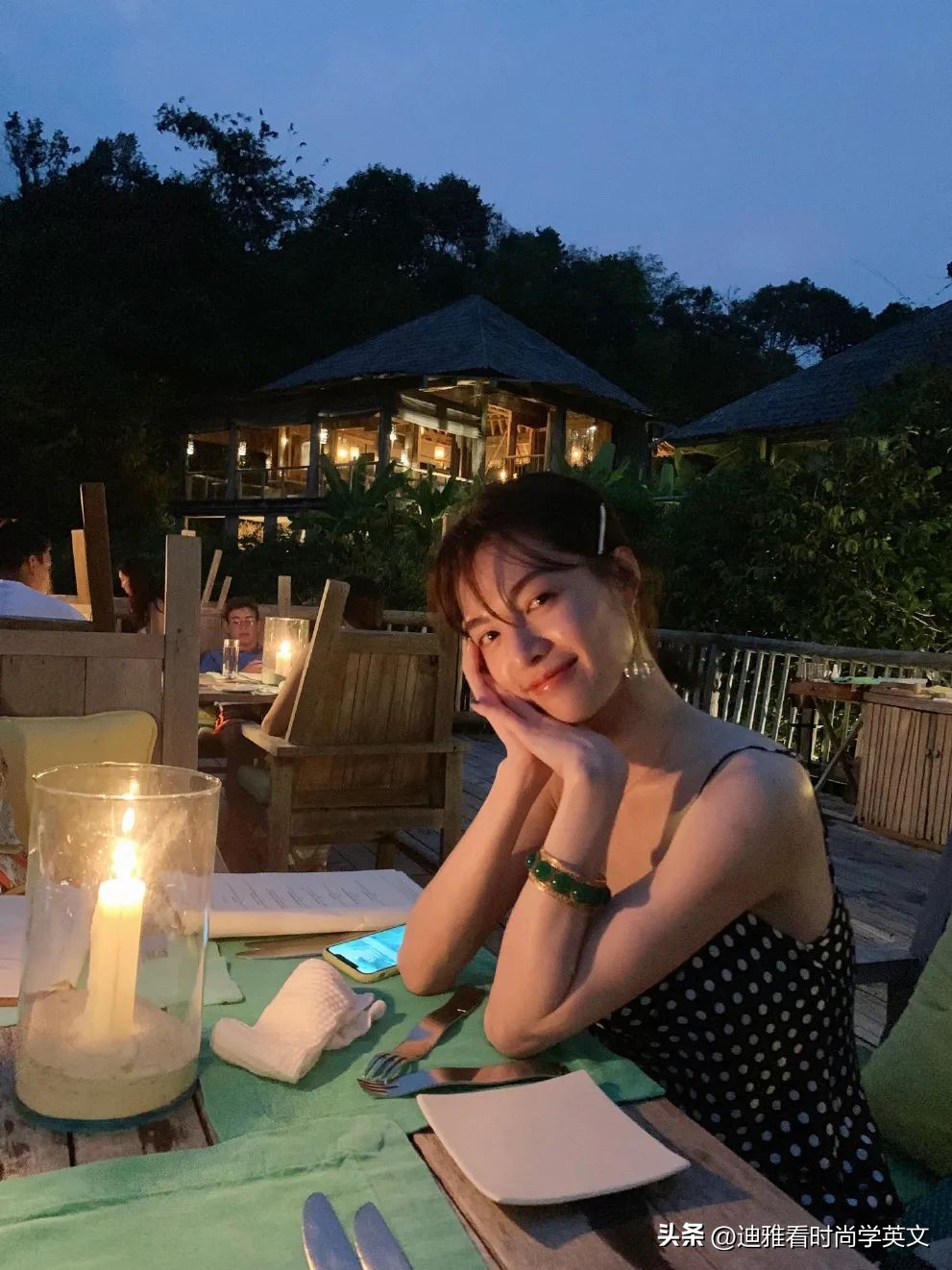 夏日氛围感女生照片,夏日女孩氛围感