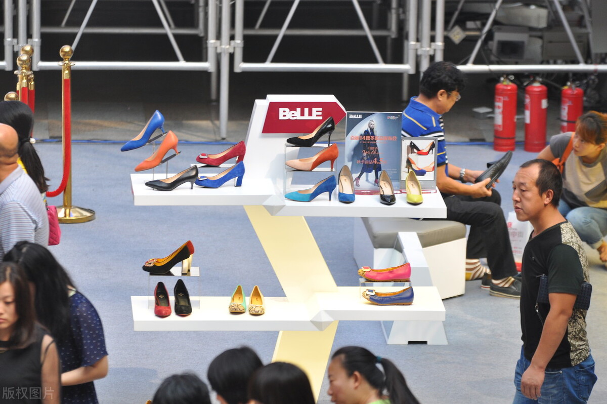 50岁女人必买的女鞋品牌推荐，你要的款式这里都有