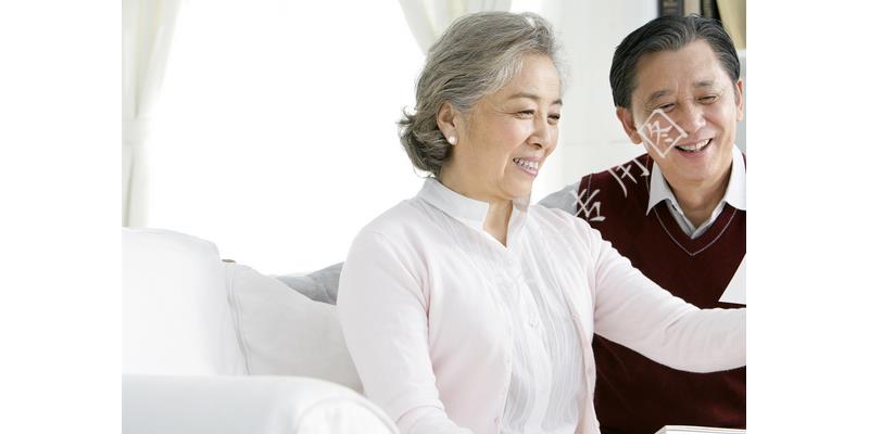 孙子头上磕了一个包，儿媳辞职并让她回老家，一周后打来电话哭了