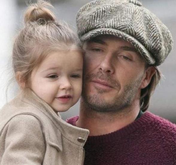 11岁小七近照曝光,贝克汉姆和超萌小七图片