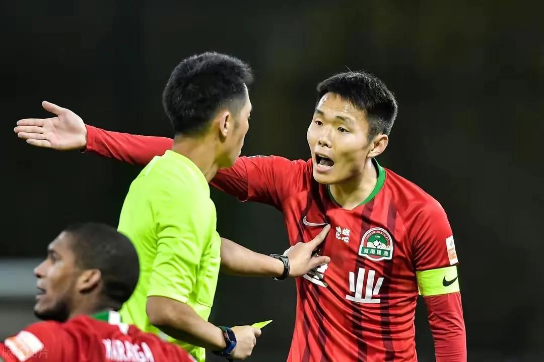 俱乐部不许对裁判判罚提出抗议,禁止俱乐部申诉