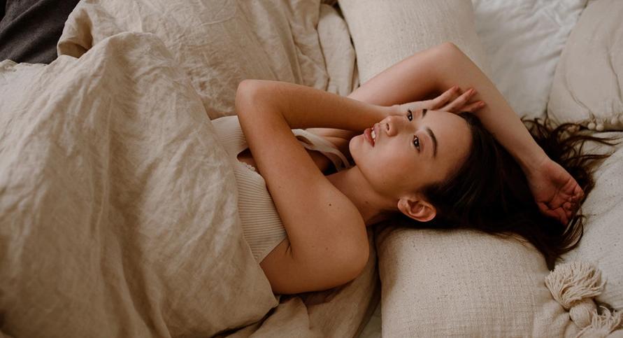 为什么每天睡起来都很疲惫,太累了睡前该做什么