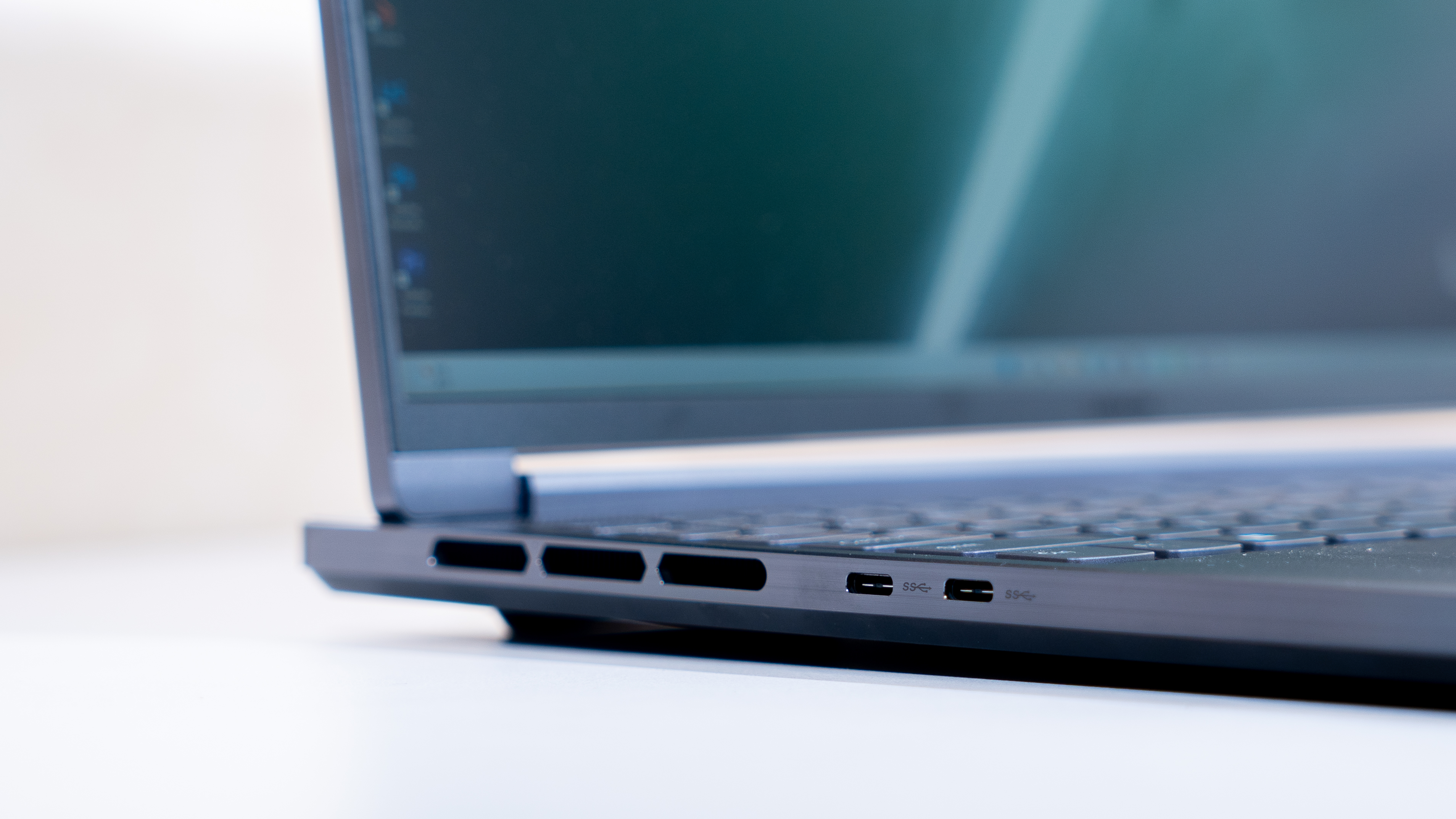 轻薄本游戏本选择,轻薄本和游戏本到底该如何选择