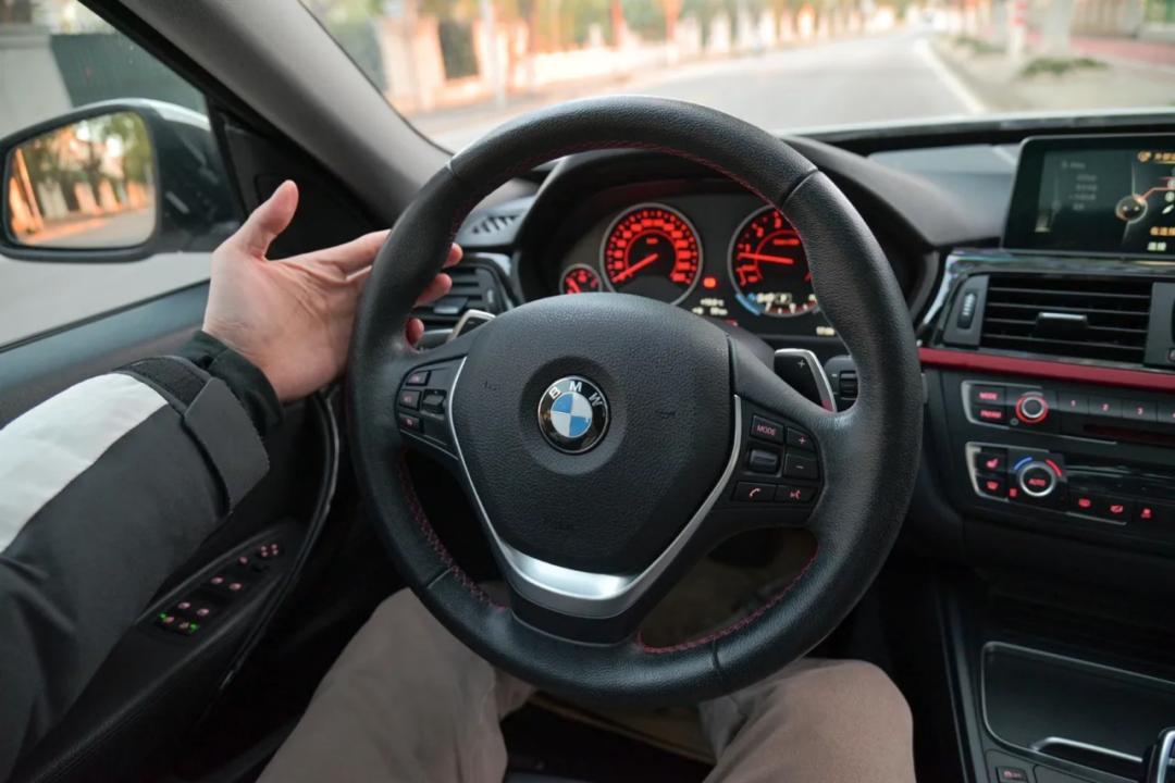 二手宝马gt328i,16款宝马328gt二手值得入手吗