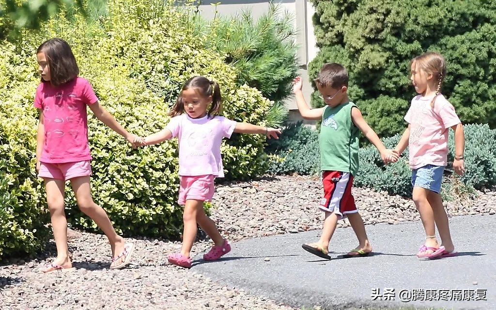 孩子早起不想上学怎么办,孩子不明原因头痛到无法上学