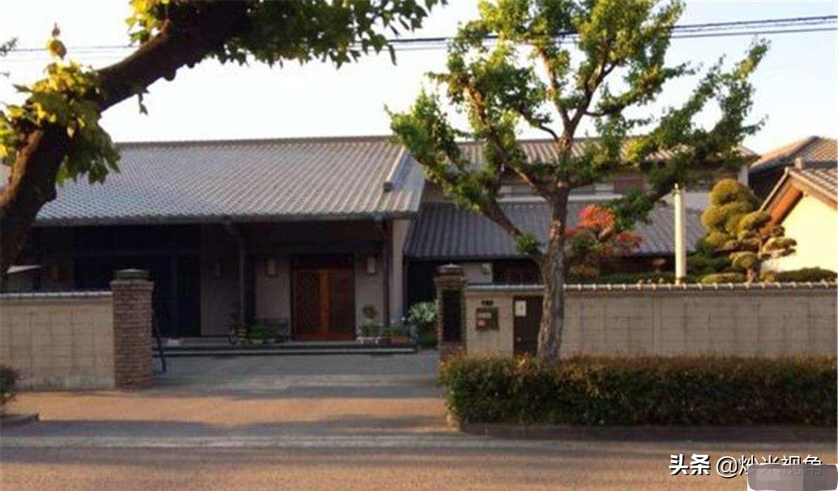 农村俗语墙上加墙家败人亡啥意思,俗话说墙倒众人推