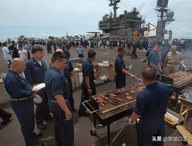 造一个航母有多难,造航母用多少吨钢板