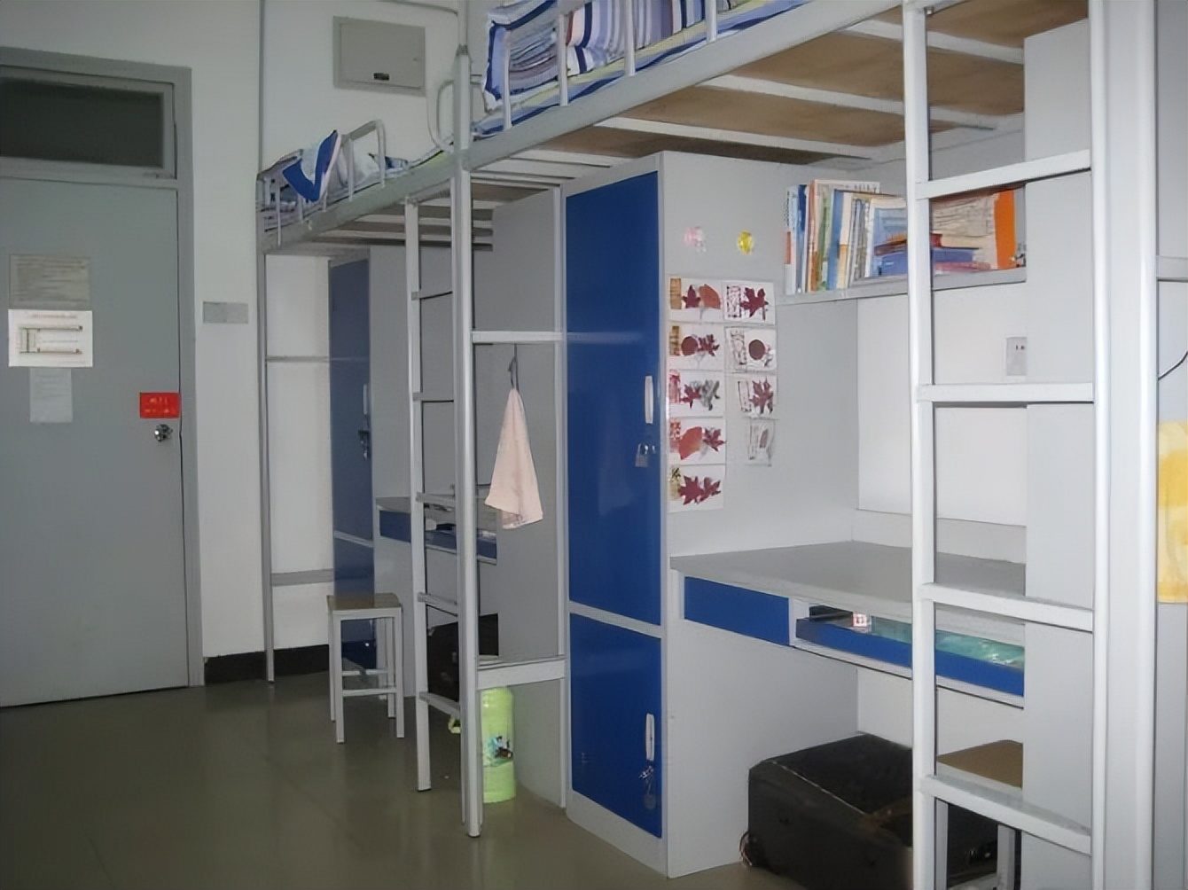 五十三度橙宿舍,五十三度橙教务