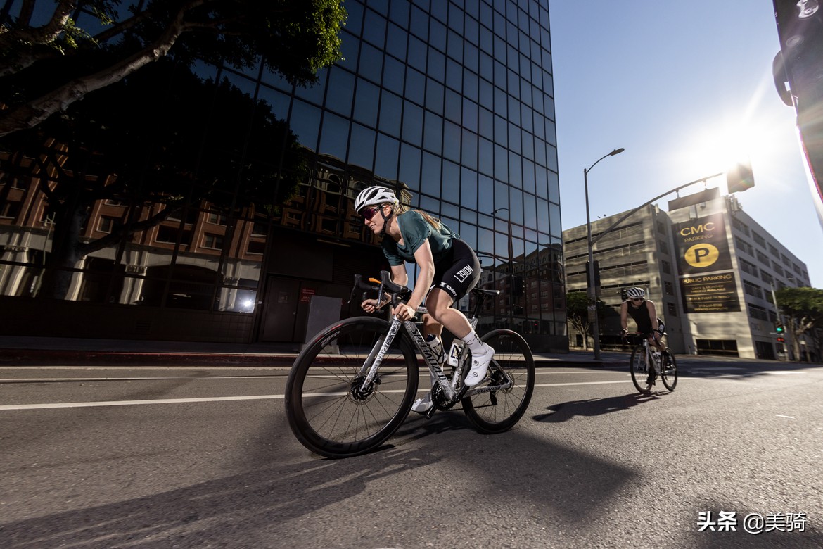 sl7闪电顶级,闪电sl7次顶级光速限量版