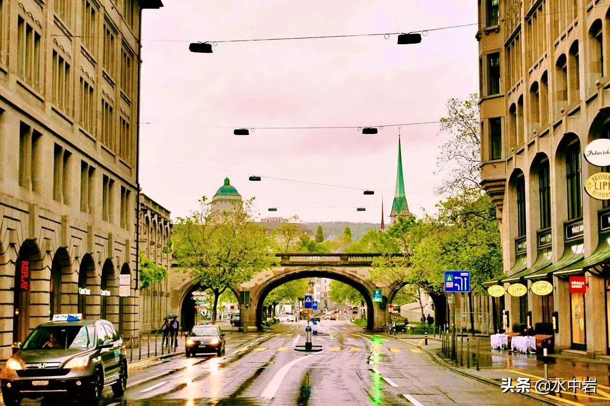 世界上少有的人工定期“擦脸”、全球最富有的瑞士苏黎世巴荷夫街