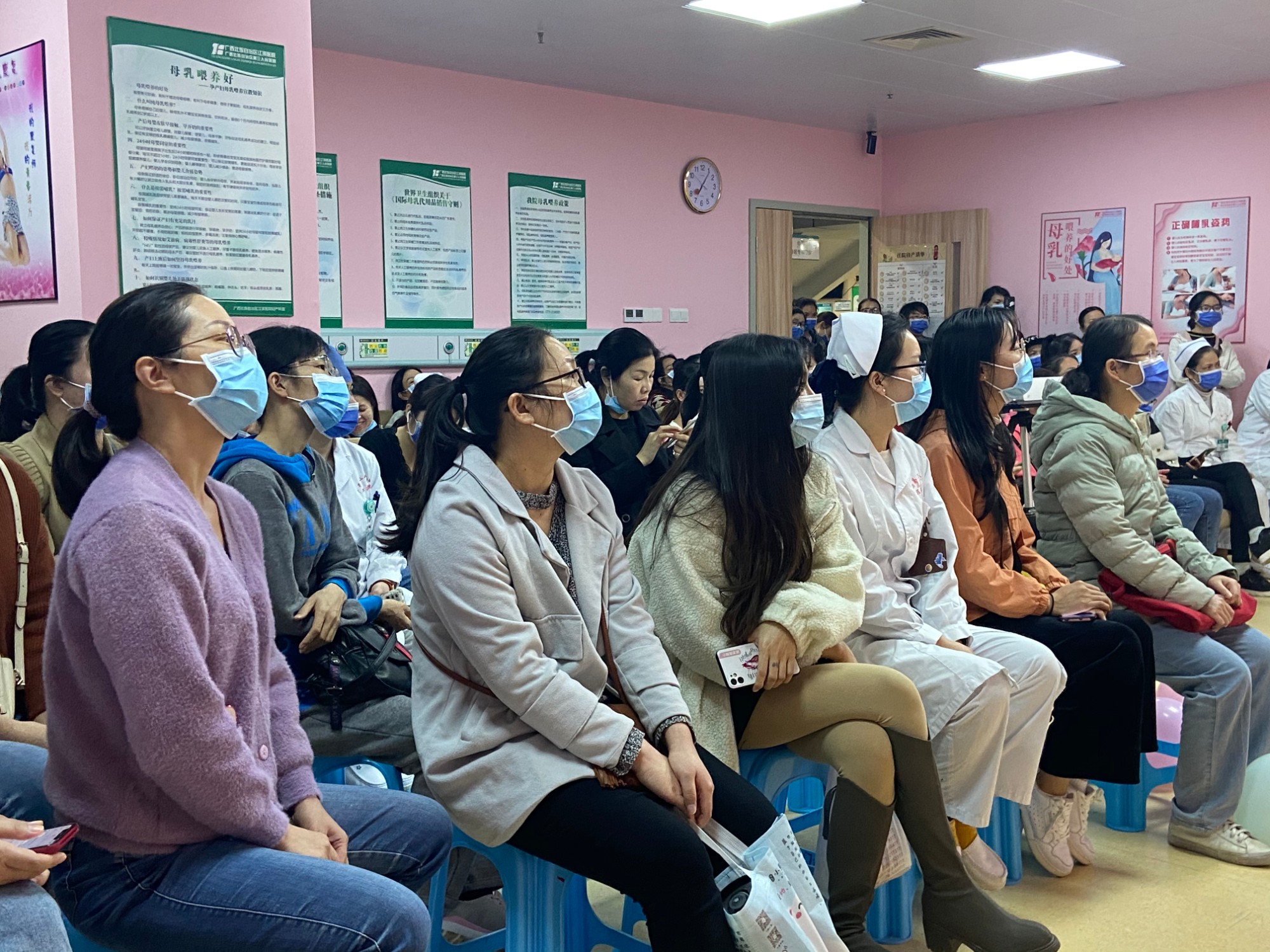 同房不是打仗，别过火：女性同房后出现这4种不适，警惕疾病信号