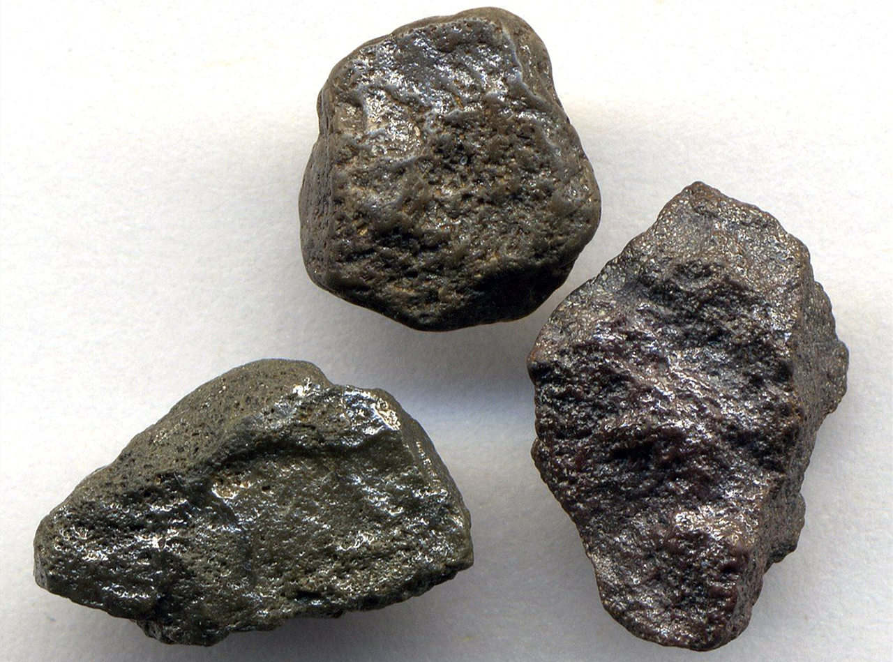 一颗黑钻石值多少,一颗黑钻石原石多少钱