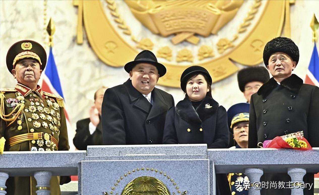 虎父无犬女！10岁朝鲜千金气场太强，1万2儿童外套穿出大佬范