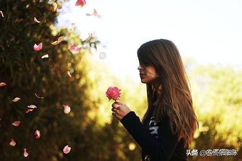 当一个男人放不下一个女人怎么办,为什么一个男人会放不下前任