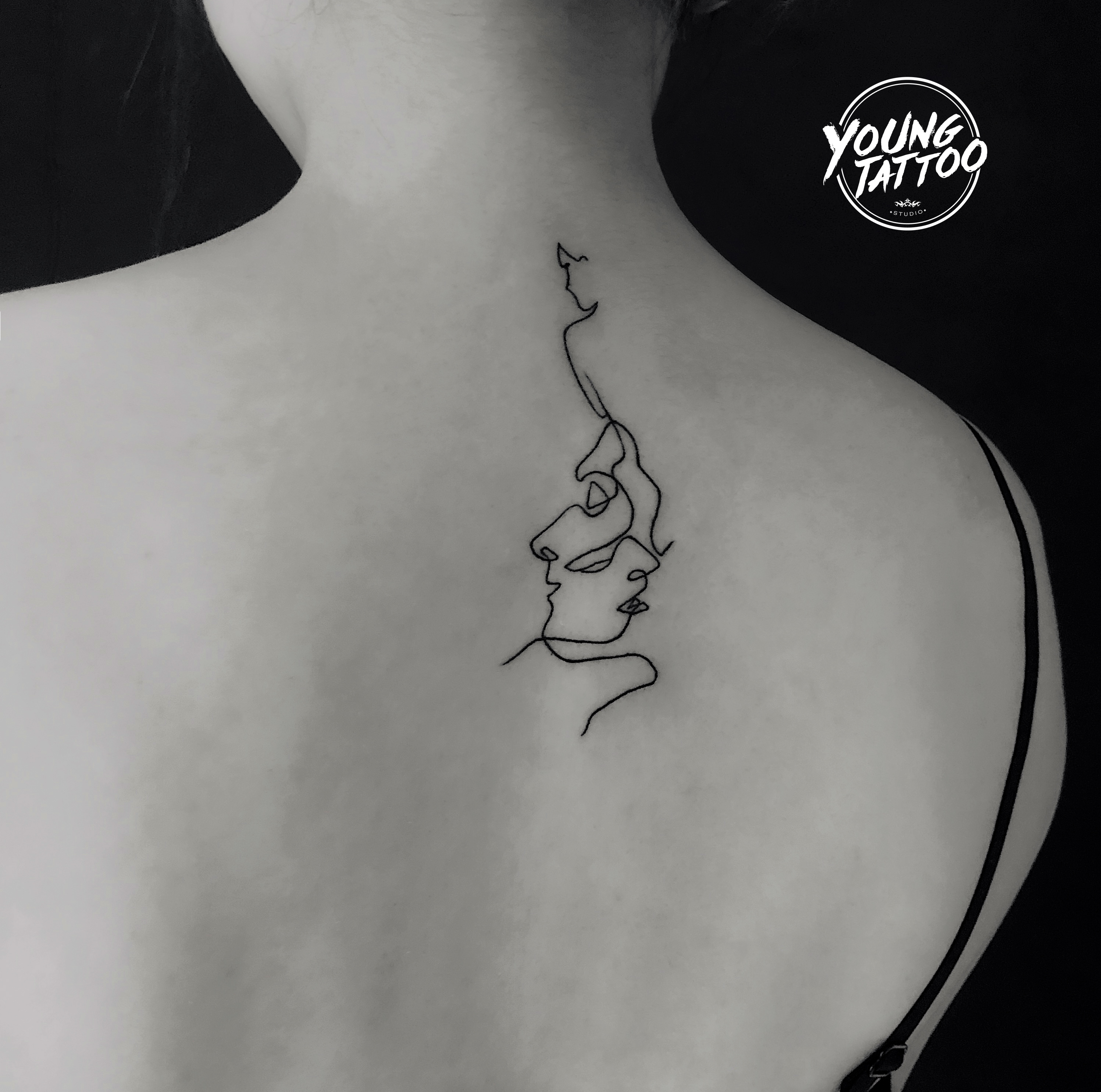 纹身师纹身前准备工作视频,纹身前的图案怎么印上去