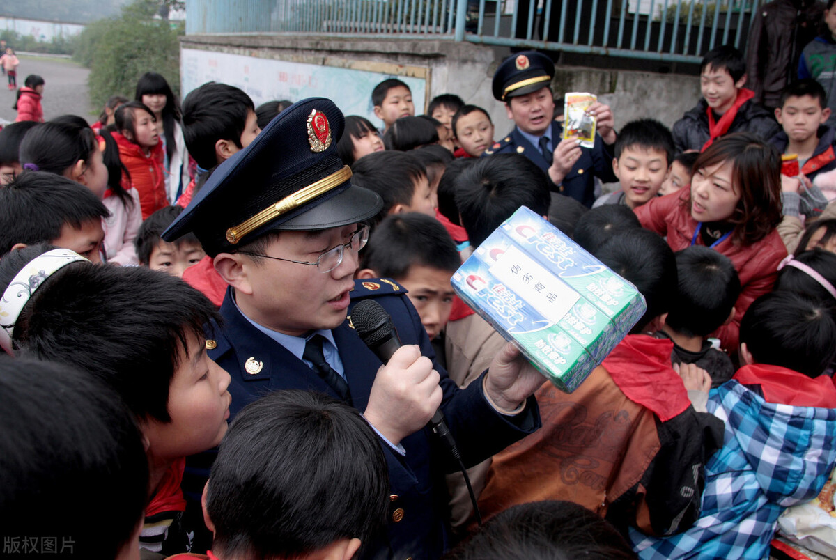 网购到假货怎么处理最有效,网购假货三倍赔偿案例