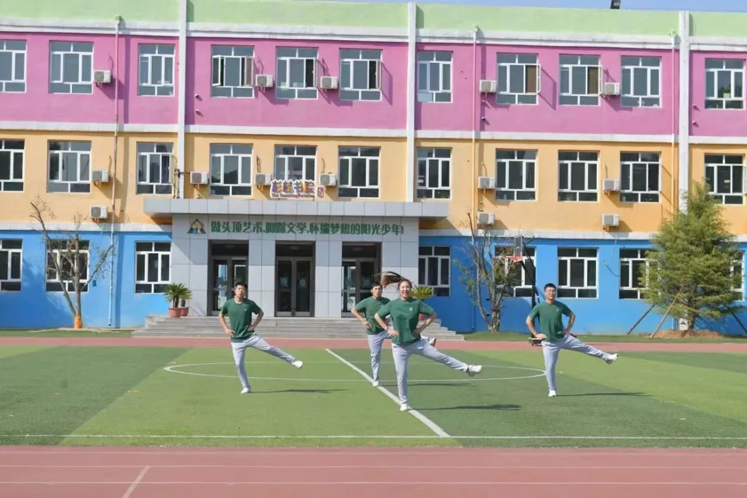 对刘畊宏的描写,刘畊宏很拽的角色