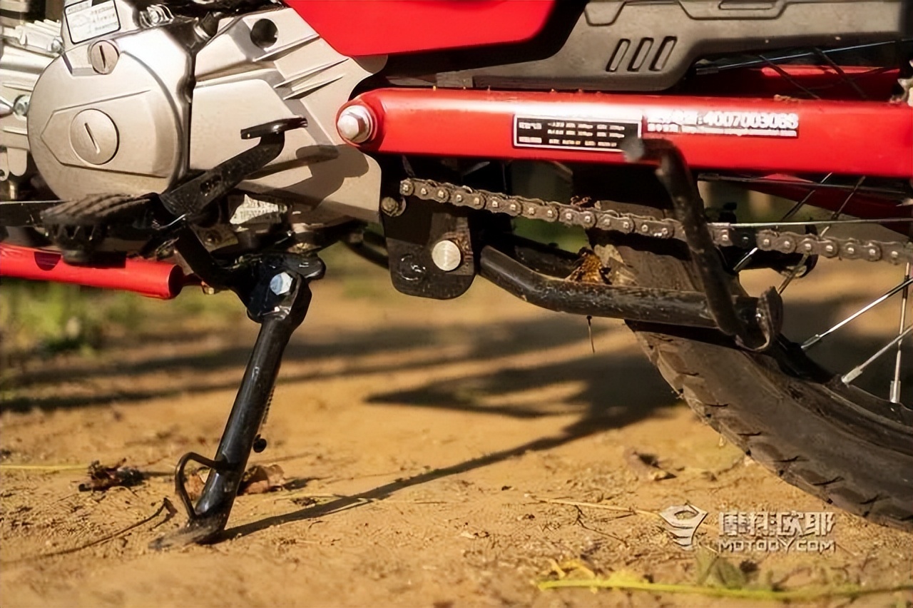 国产运动弯梁摩托车,宗申野米弯梁车架