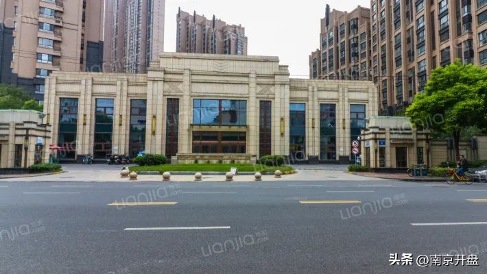 5个月跌6000元/㎡！南京这里惊现一批“砸盘侠”