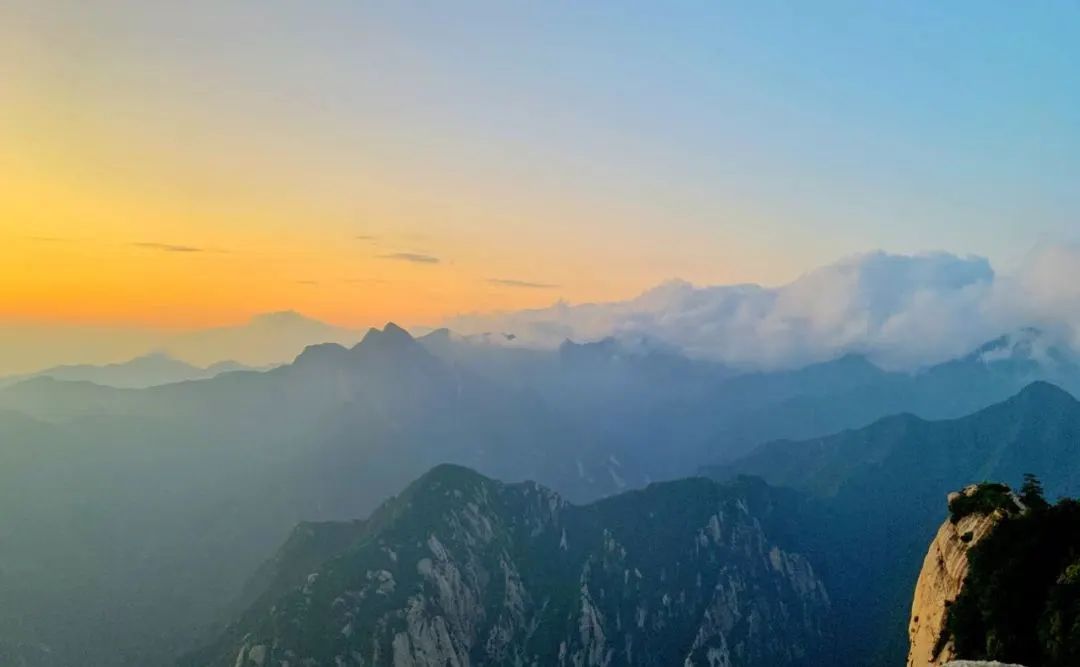 出发！华山就是你向往的“诗和远方”